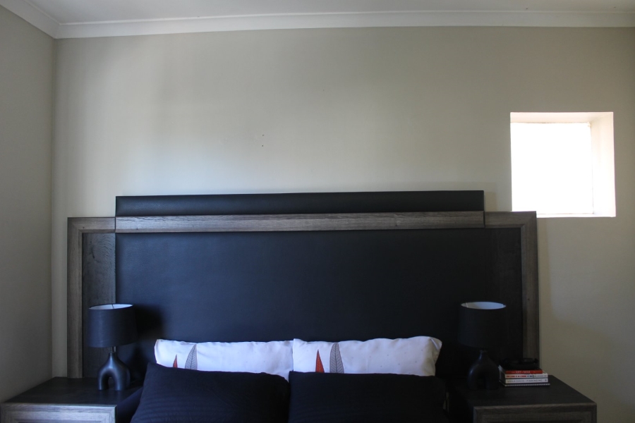 1 Bedroom Property for Sale in Strand Central Western Cape
